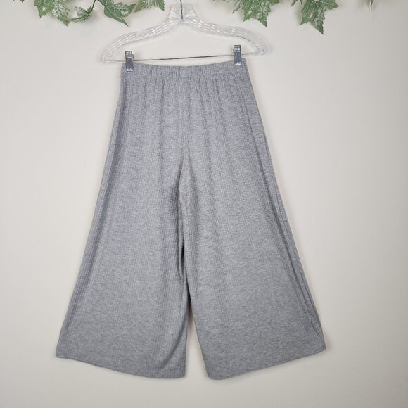 Betsey Johnson Performance Size M Gray Rib Wide Leg Stretch Cropped Pants - Picture 4 of 7